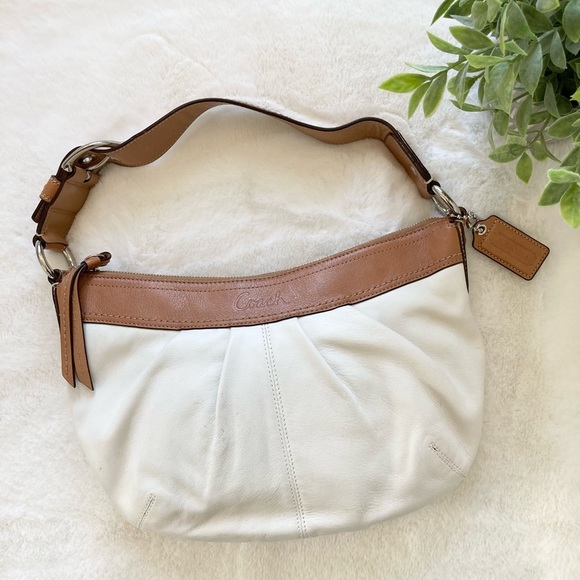 Coach Bags Coach White Leather Shoulder Bag Poshmark